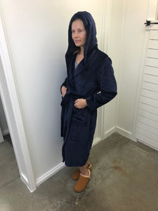 Hooded Plush Robe : Navy or Sangria