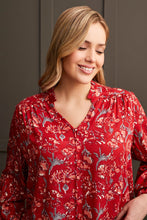 Load image into Gallery viewer, T Button Front Blouse: Red
