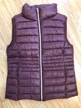 Load image into Gallery viewer, Ultra Light Puffer Vest: 3colours!
